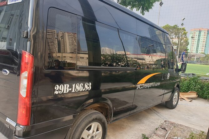 Daily Limousine Bus Halong to Ninh Binh to Halong - Amenities on the Limousine Bus