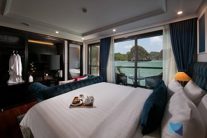 Top 1 Ha Long-Lan Ha Bay Luxury 5 Star Cruises & Balcony Cabin