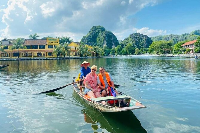 Ninh Binh Small Group 1 Day Tour: Hoa Lu, Tam Coc, and Mua Cave - Common questions