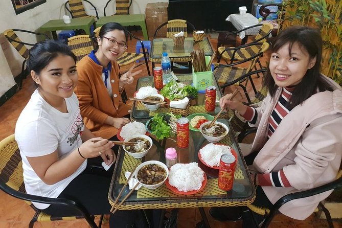 Private Street Food Hanoi Like a Local(Vegan/Vegeratian/Customized Tour)