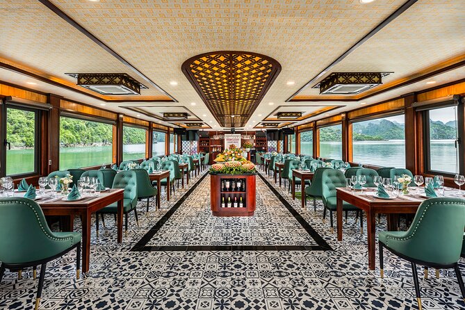 Halong Bay Luxury Cruise Day Trip: Buffet Lunch & Limousine Bus - Buffet Lunch Details