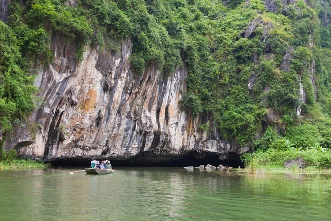 Luxury Hoa Lu Tam Coc Mua Cave 1 Day With Limousine Bus And Lunch - Customer Reviews