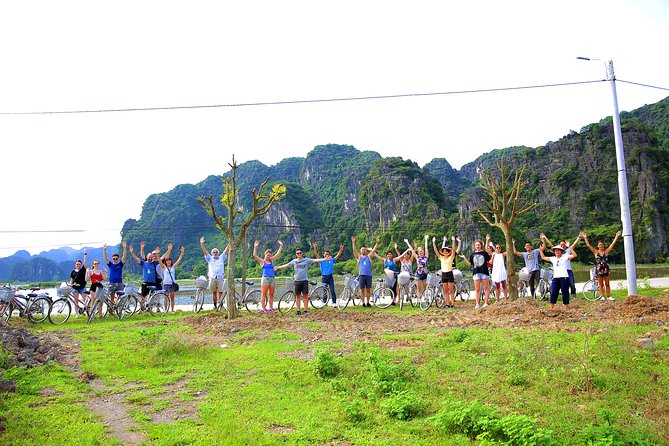 Luxury Hoa Lu Tam Coc Mua Cave 1 Day With Limousine Bus And Lunch - Directions to Meeting Point