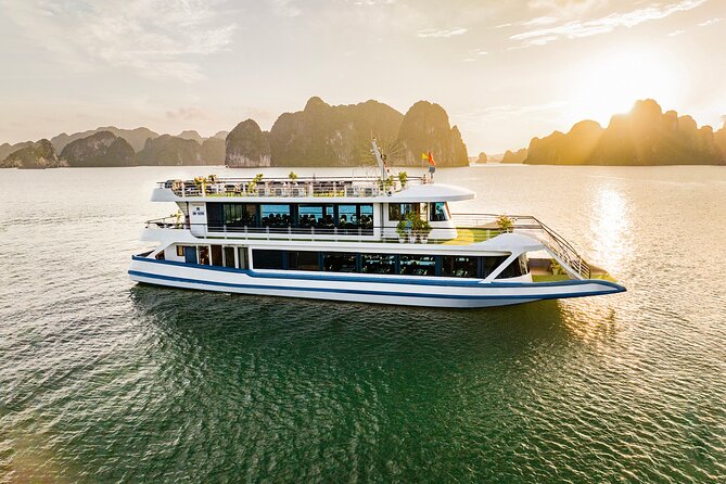 Halong Bay Luxury Cruise Day Trip: Buffet Lunch & Limousine Bus - Logistics and Pickup Details