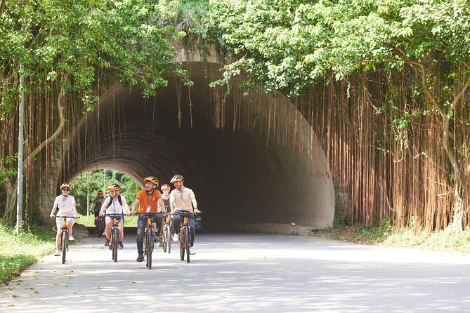 Ninh Binh Day Trip: Bai Dinh-Trang An-Mua Cave, Buffet, Boat, Bus - Reviews and Recommendations