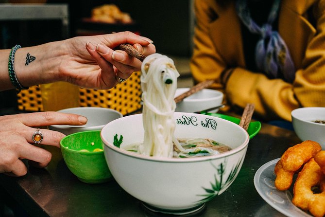 The 10 Tastings of Hanoi With Locals: Private Street Food Tour - Good To Know