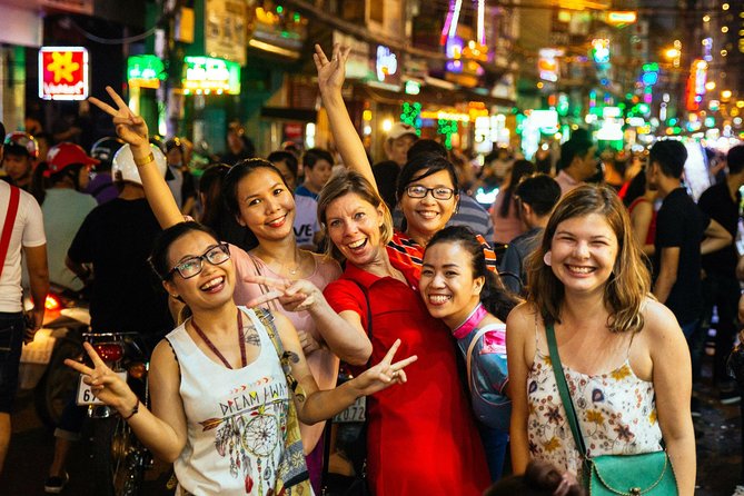 Drinks & Bites in Hanoi Private Tour