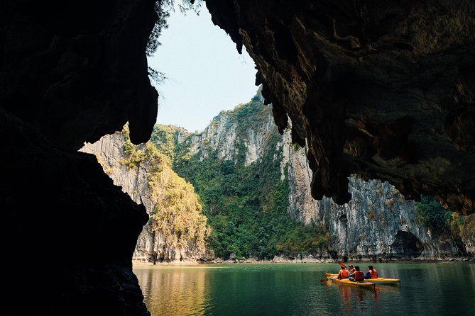 City Escape: Halong Bay Private Day Trip - Physical Requirements