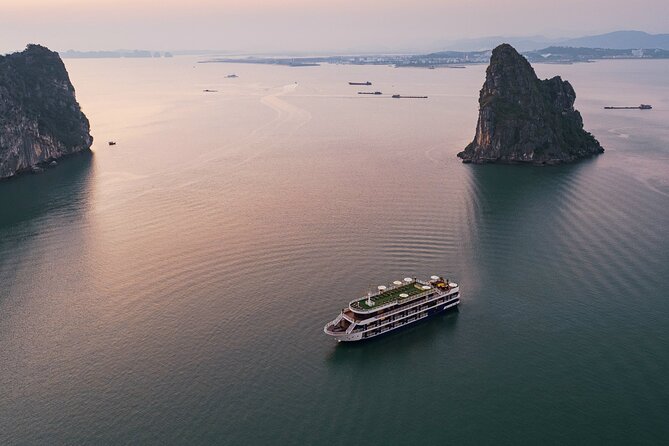 Halong Dragon Bay 5 Star Cruise 2D1N-All Inclusive,Cave,Transfer - Accommodation and Dining Experience