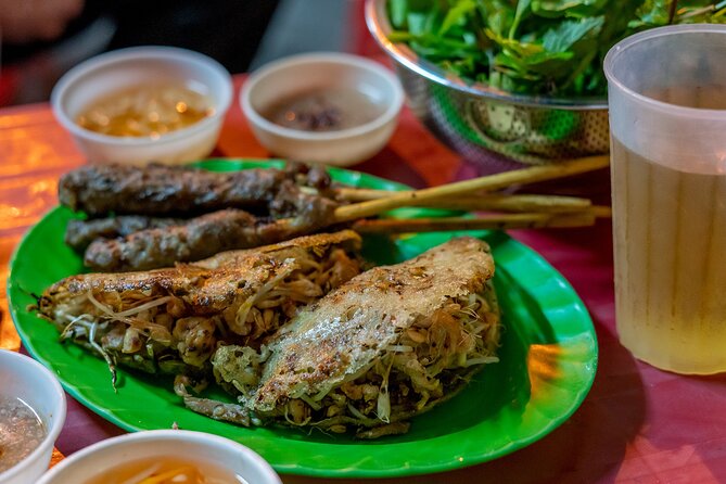 Street Food by Walking Tour for 3 Hours in Hanoi, Vietnam