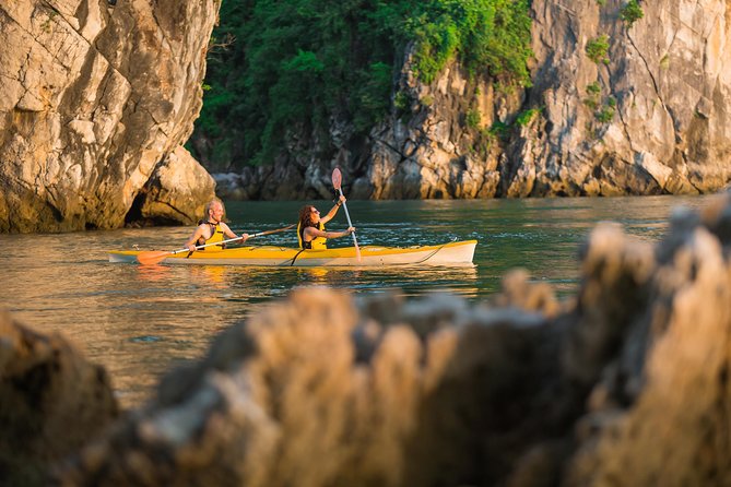 Dragon Legend Halong Bay 3-Day-2-Night Cruise From Hanoi