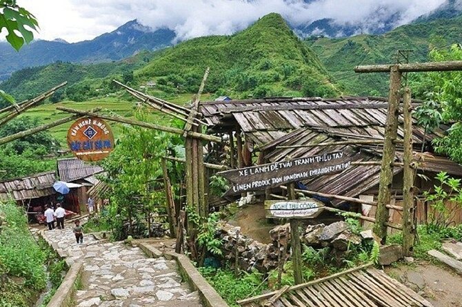 Sapa 2 Day 1 Night With 3Star Hotel Trekking Cat Cat - Fanxifang - Cancellation Policy