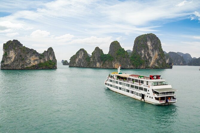 Full-Day Ha Long Bay Tour From Hanoi