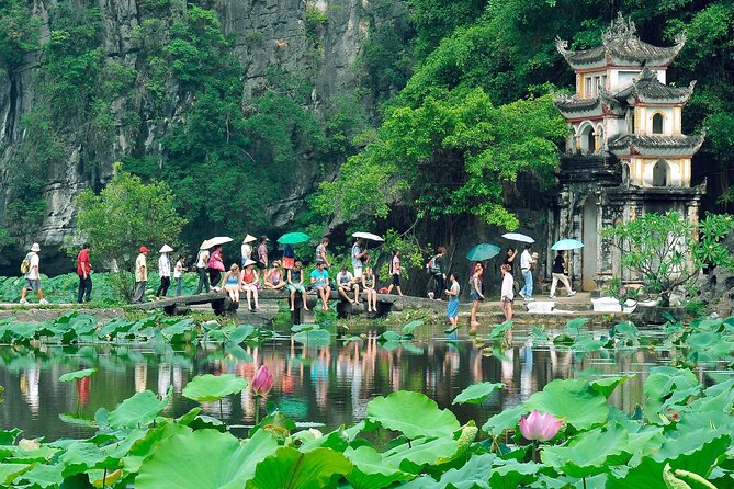 Hang Mua – Hoa Lu – Tam Coc Small Group Tour 8 People a Group