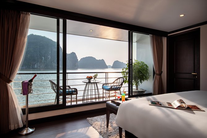 Mon Chéri Cruises 5 Star: Amazing 3 Days Exploring Halong & Cat Ba Island