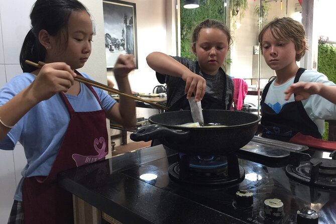 Hanoi Cooking Class and Market Tour With Chef Tien - FAQs