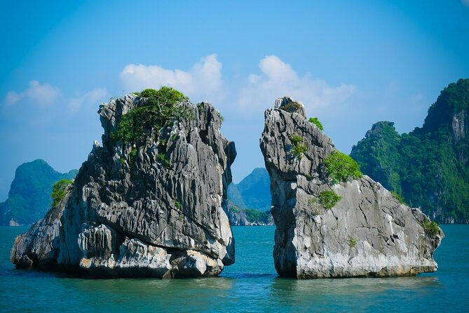 Ha Long Bay Cruise Day Tour-Cave, Kayaking,Ti Top Island & Lunch - Common questions