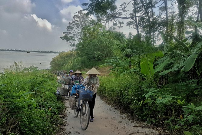 Hanoi Jeep Tour: Red River Countryside Culture & Daily Life