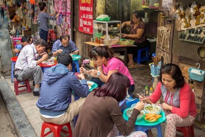 Hanoi Walking STREET FOOD Tours & EGG COFFEE Class - Hidden Gems