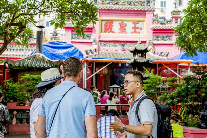 Small-group Saigon City Tour: 4-Hour Must-see Iconic Landmarks