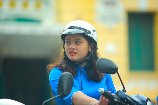 Saigon Half Day Motorbike City Tour With Girlpower | Kiss Tour - The Sum Up