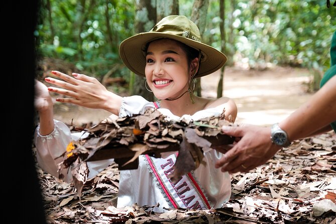 Premium Cu Chi Tunnels Tour With Local Expert - Small Group Experience