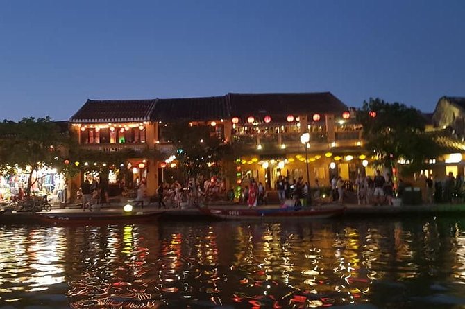 Guided Tour to Visit Hoi An Ancient City, Sampan Boat Ride,Night Market,Lanterns