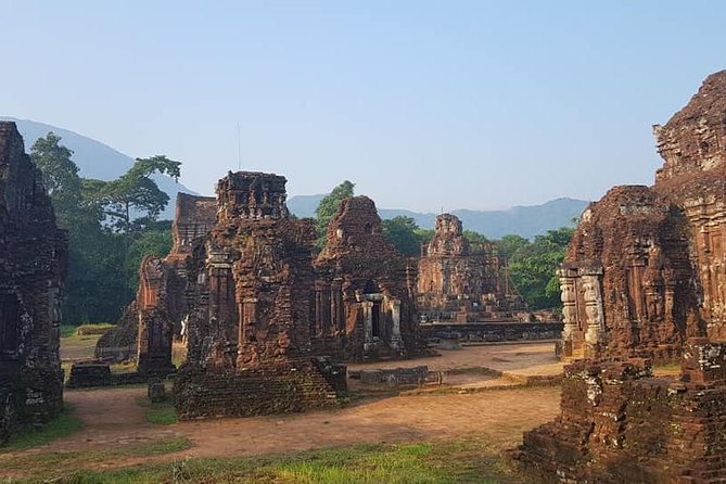 My Son Holyland , Hoi An Ancient City Tour With Night Market , Sampan Boat Ride - Customer Reviews