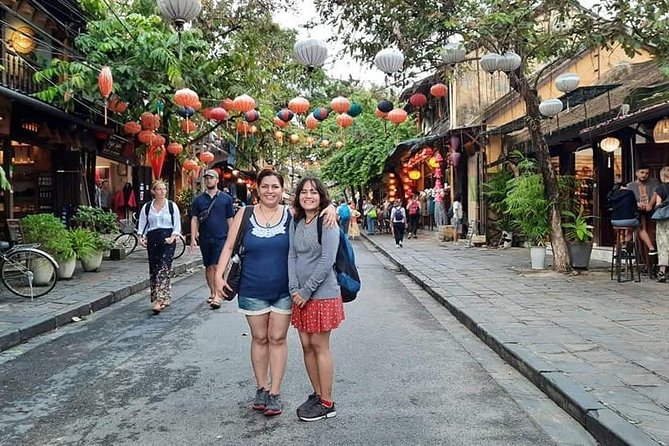 PRIVATE TOUR at Hoi an Walking City-Night Market -Riverboat Ride - Start Time and Confirmation