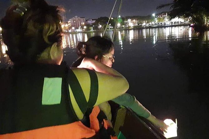 PRIVATE TOUR at Hoi an Walking City-Night Market -Riverboat Ride - Common questions