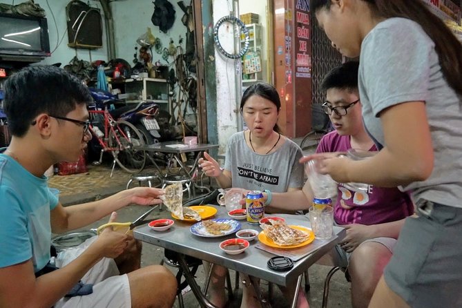 Da Nang Evening Food Tour - Host Engagement