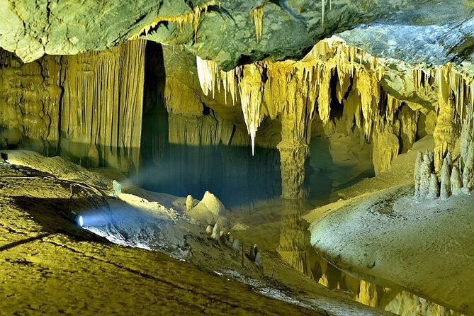 Phong Nha Cave & Paradise Cave Small Group Tour: All Inclusive