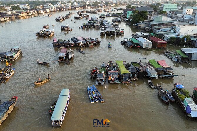 The Hidden Fabulous Floating Market and Small Canal (Non-Tourist Small Canal) - Unique Canal Exploration