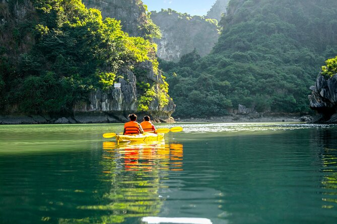 Lan Ha Bay Full Day Boat Tour From Cat Ba Island