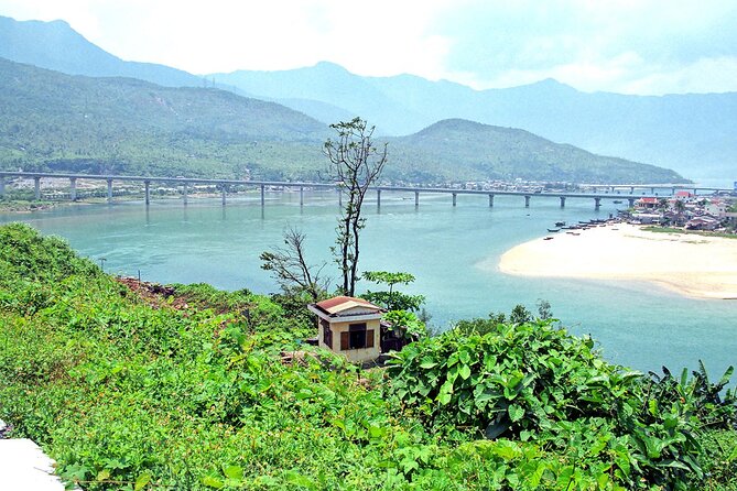 Hue to Hoi An by Car via Hai Van Pass, Lang Co Bay, Golden Bridge - Iconic Golden Bridge Experience