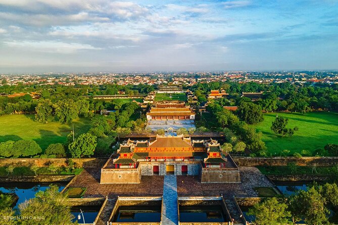 Hue Walking Tour to Imperial Citadel and Forbidden City - Traveler Reviews