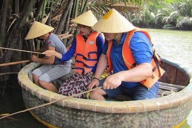 Basket Boat Ride Experience in Hoi An( Visit Water Coconut Forest,Crab Fishing ) - Guest Experiences