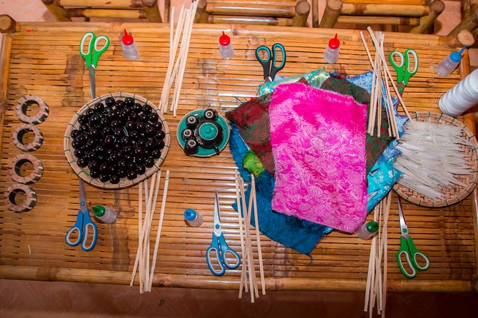 Hoi an Full Lantern Making Class- a Special Foldable Lantern - Common questions